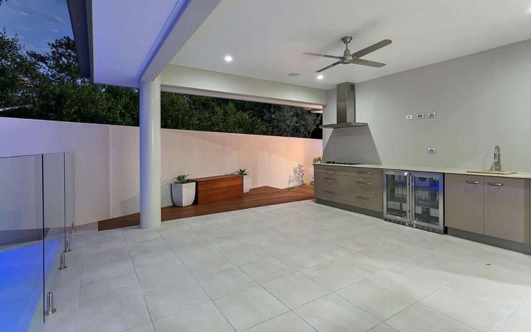 Outdoor Kitchen - Micale Cabinets Innisfail QLD