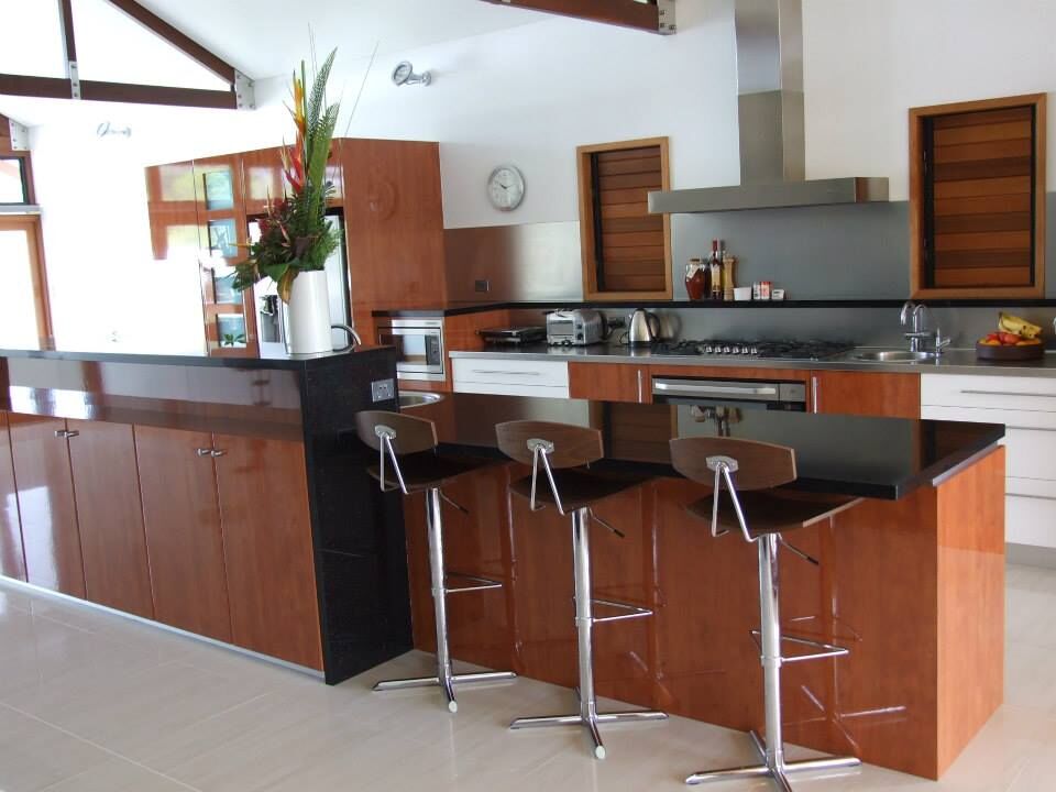 Black & Timber - Micale Cabinets Innisfail QLD